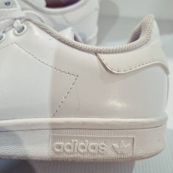 ADIDAS Ladies Special Edition Stan Smith Leather Sneakers Red Heart, Size 7 - Picture 11 of 12